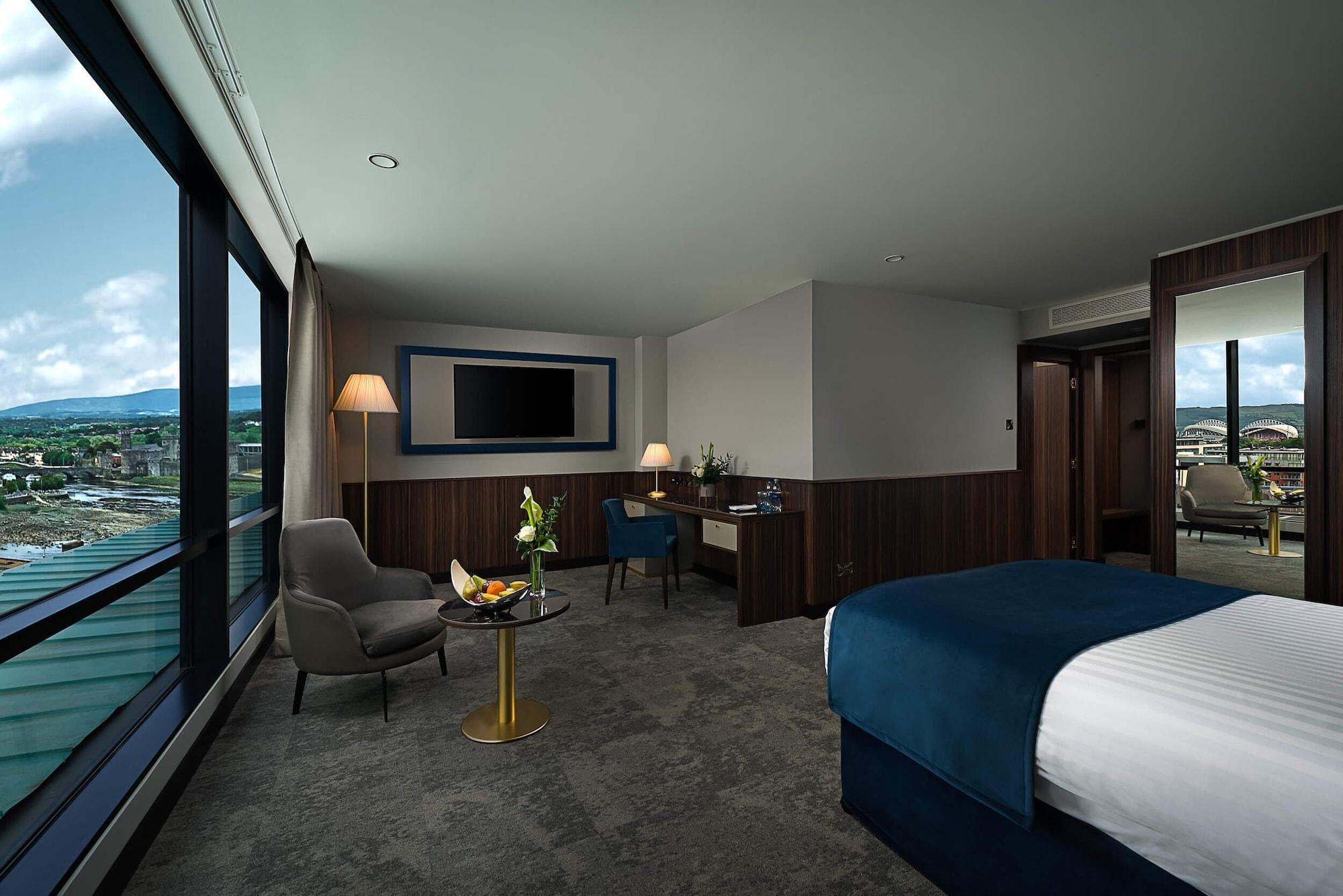 The Savoy Hotel Limerick Junction Zewnętrze zdjęcie Deluxe Room