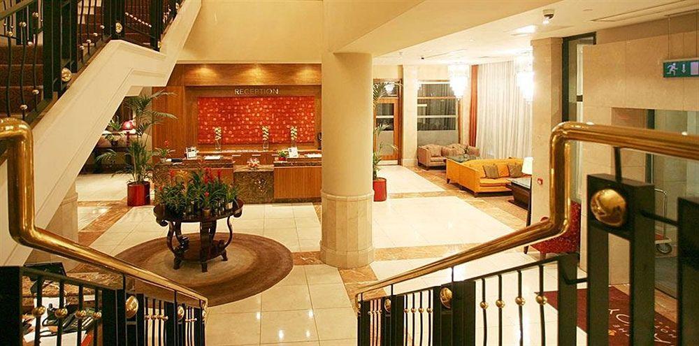 The Savoy Hotel Limerick Junction Zewnętrze zdjęcie Lobby