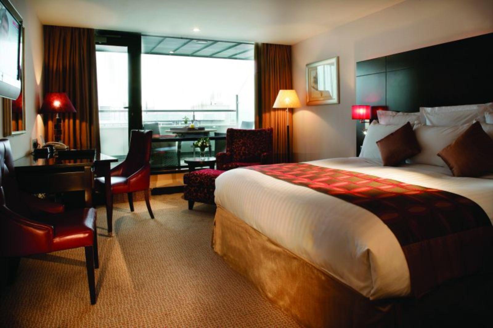 The Savoy Hotel Limerick Junction Zewnętrze zdjęcie A room at the hotel