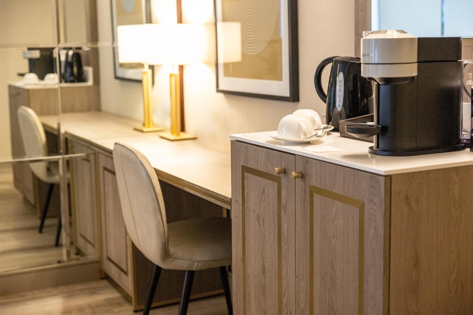 The Savoy Hotel Limerick Junction Zewnętrze zdjęcie A Nespresso machine on a cruise ship