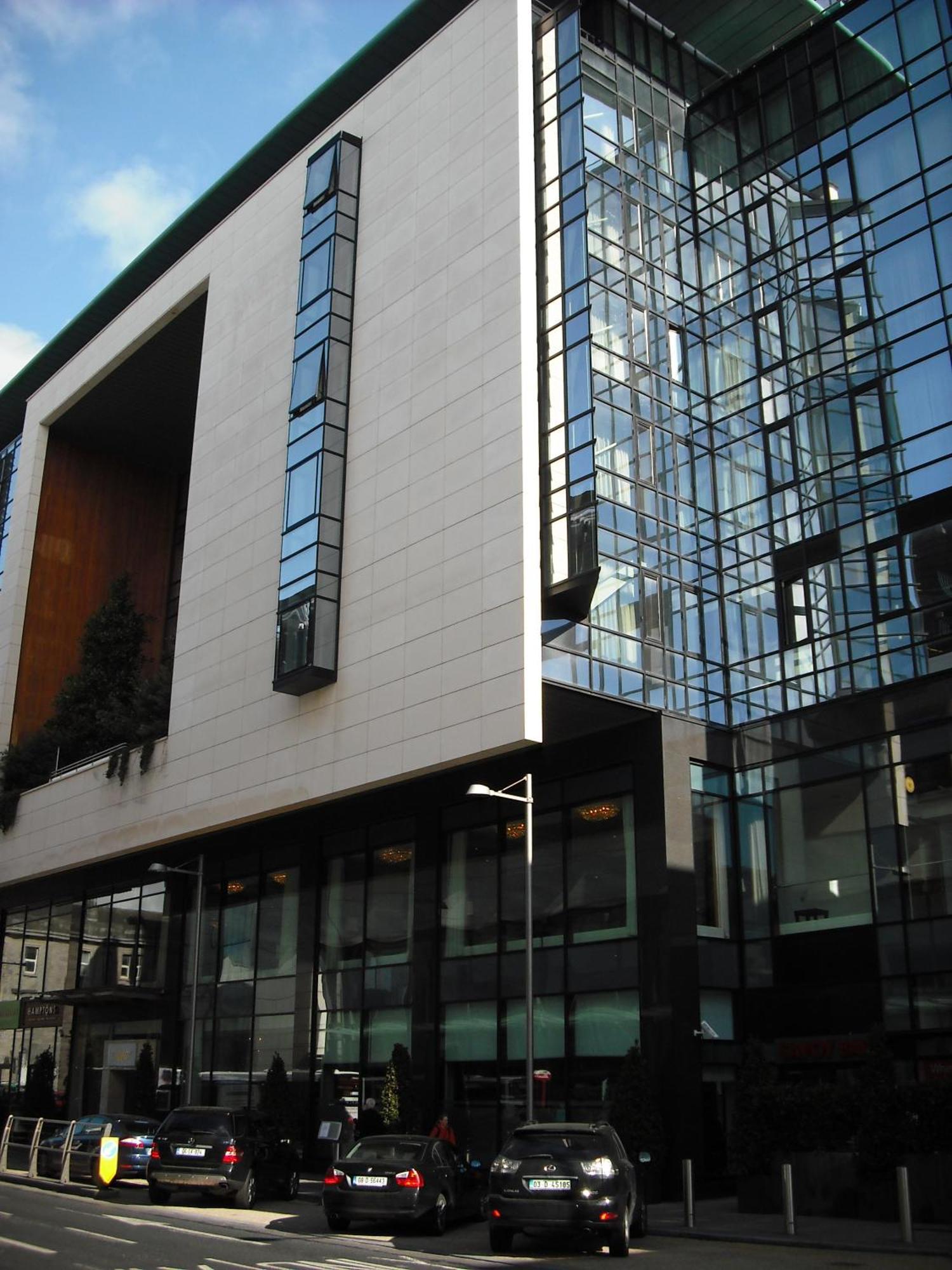 The Savoy Hotel Limerick Junction Zewnętrze zdjęcie The new building of the University of Novi Sad
